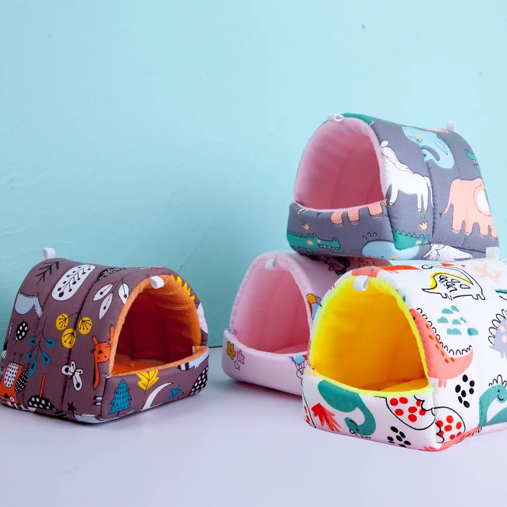 Winter Cute Cartoon Rabbit Squirrel Mini Cage Guinea Pig Nest Small Animal Mice Rat Pet Sleeping Bed Hamster House Warm Soft Mat