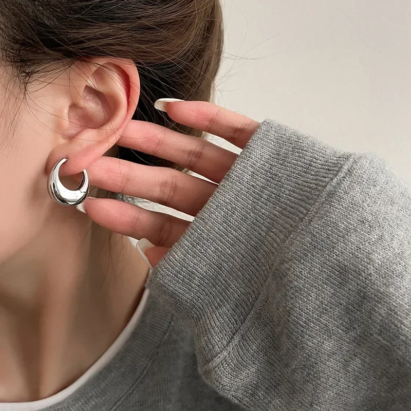 LATS Punk Oval Hoop Earrings Metallic Geometric Ear Buckle Minimalist Style U-shaped Ear Buckle Daily Life Earring Accessories LATS Punk Oval Hoop Earrings Metallic Geometric Ear Buckle Minimalist Style U-shaped Ear Buckle Daily Life Earring Accessories