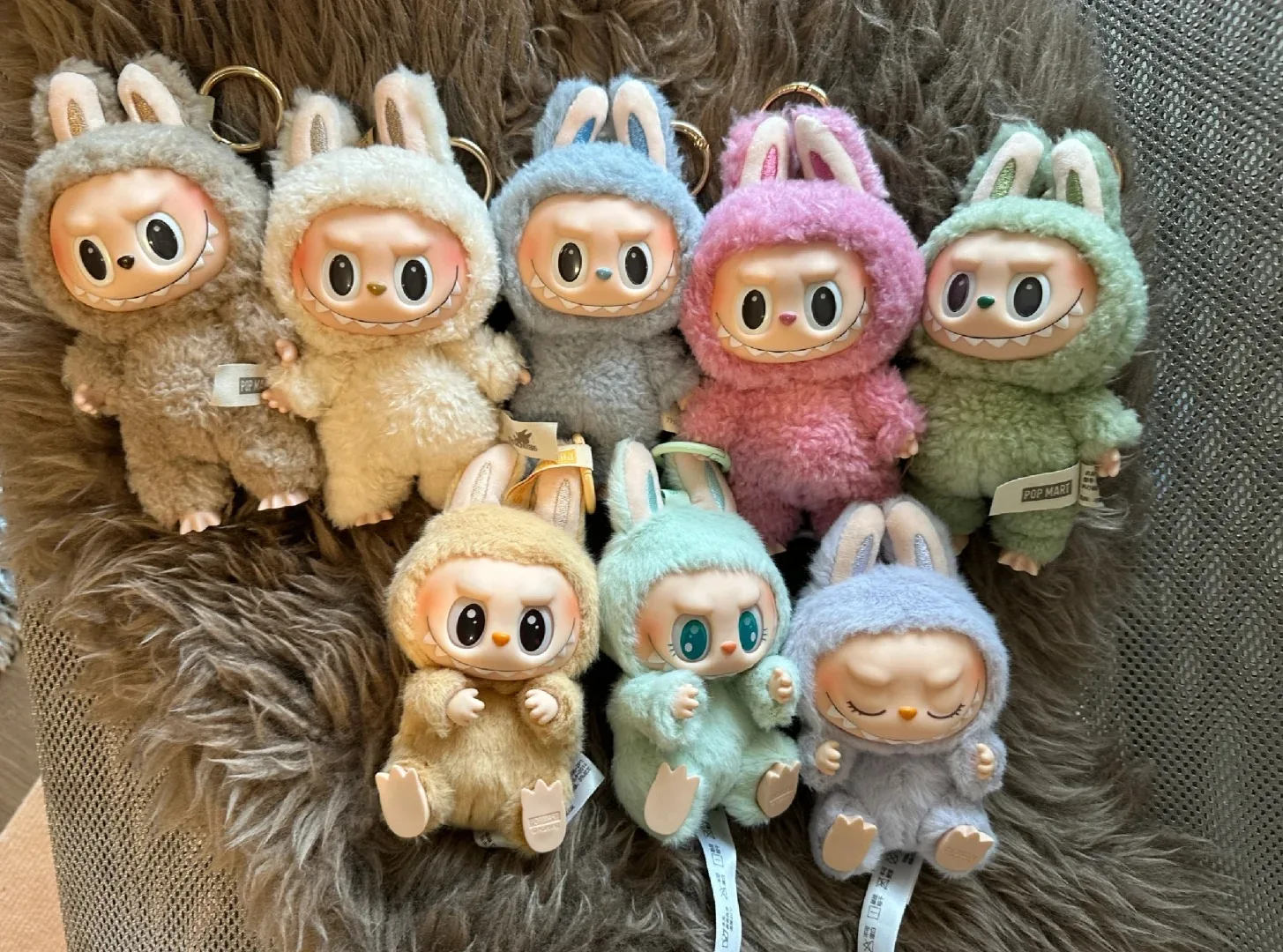 POP MART Original Labubu The Monster V1 V2 Macaroon Have a Seat Blind Box Vinyl Face Genuine Version Labubu Keychain Bag Pendant POP MART Original Labubu The Monster V1 V2 Macaroon Have a Seat Blind Box Vinyl Face Genuine Version Labubu Keychain Bag Pendant
