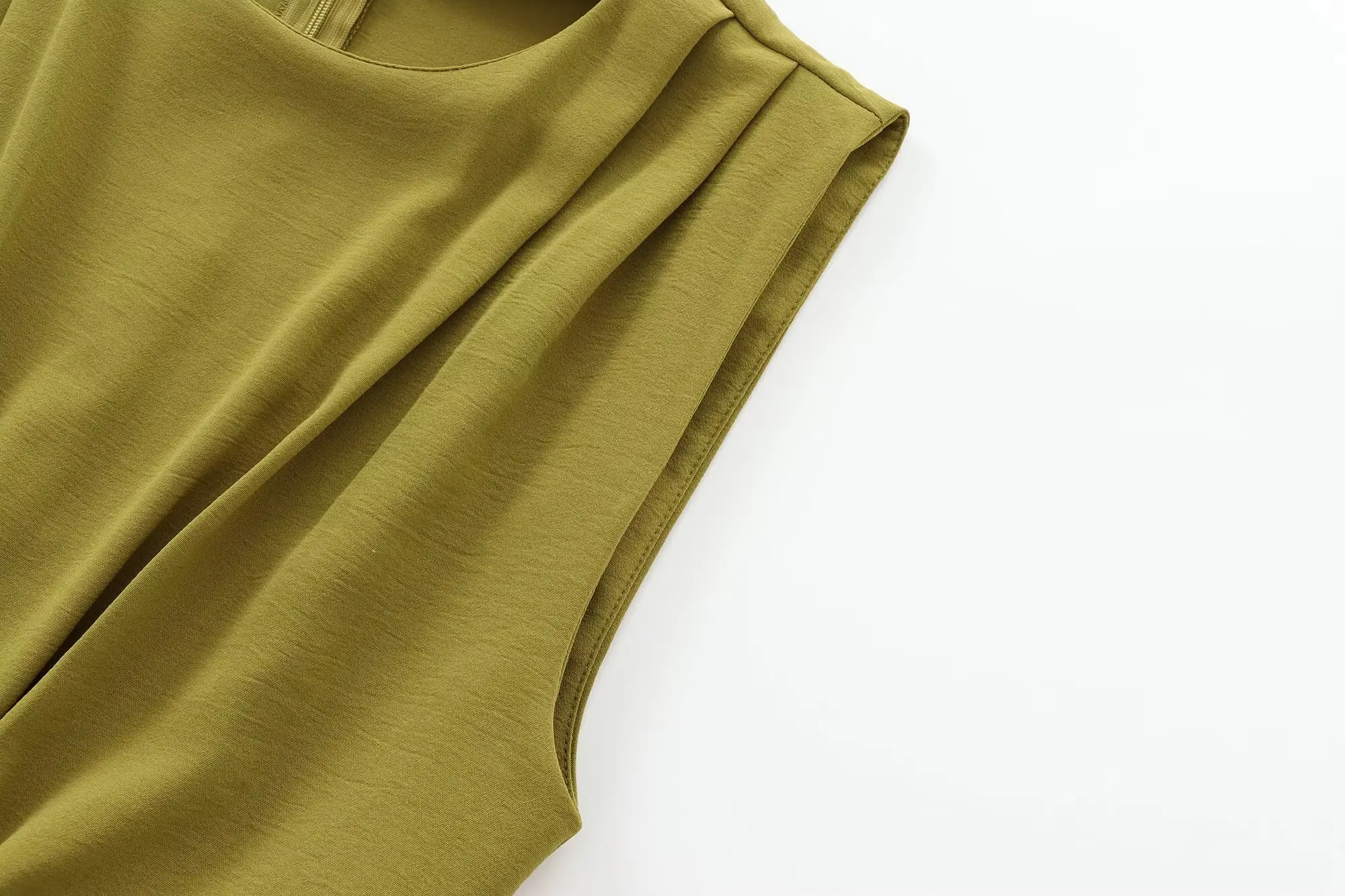 2024 Women's Autumn and Winter New Arrivals Fashion Temperament Open Design Buckle Decoration Sleeveless Long Dress 2024 Women's Autumn and Winter New Arrivals Fashion Temperament Open Design Buckle Decoration Sleeveless Long Dress