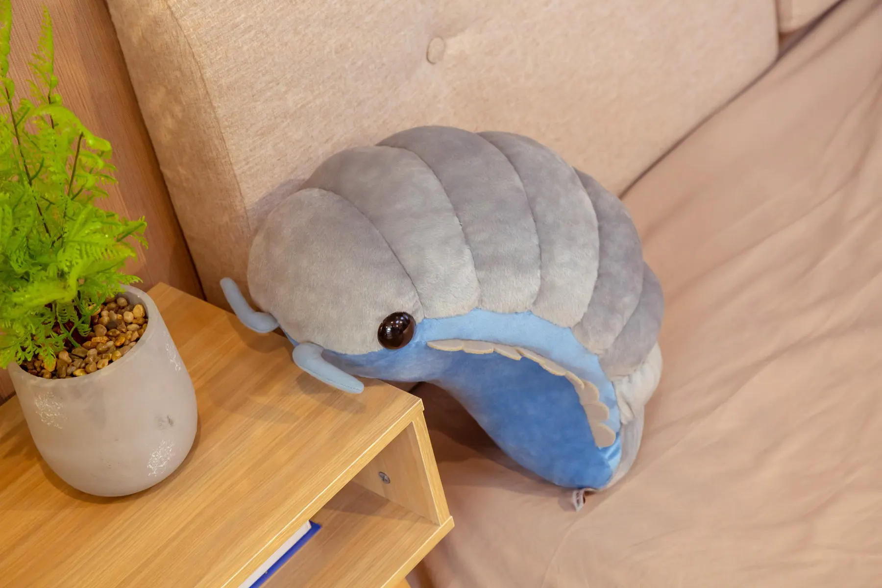 Full Stuffed Animal Pill Bug Plush Insect Toy For Kids Creative Doll Pillow Birthday Christmas Hollaween Gift Room Decor Full Stuffed Animal Pill Bug Plush Insect Toy For Kids Creative Doll Pillow Birthday Christmas Hollaween Gift Room Decor