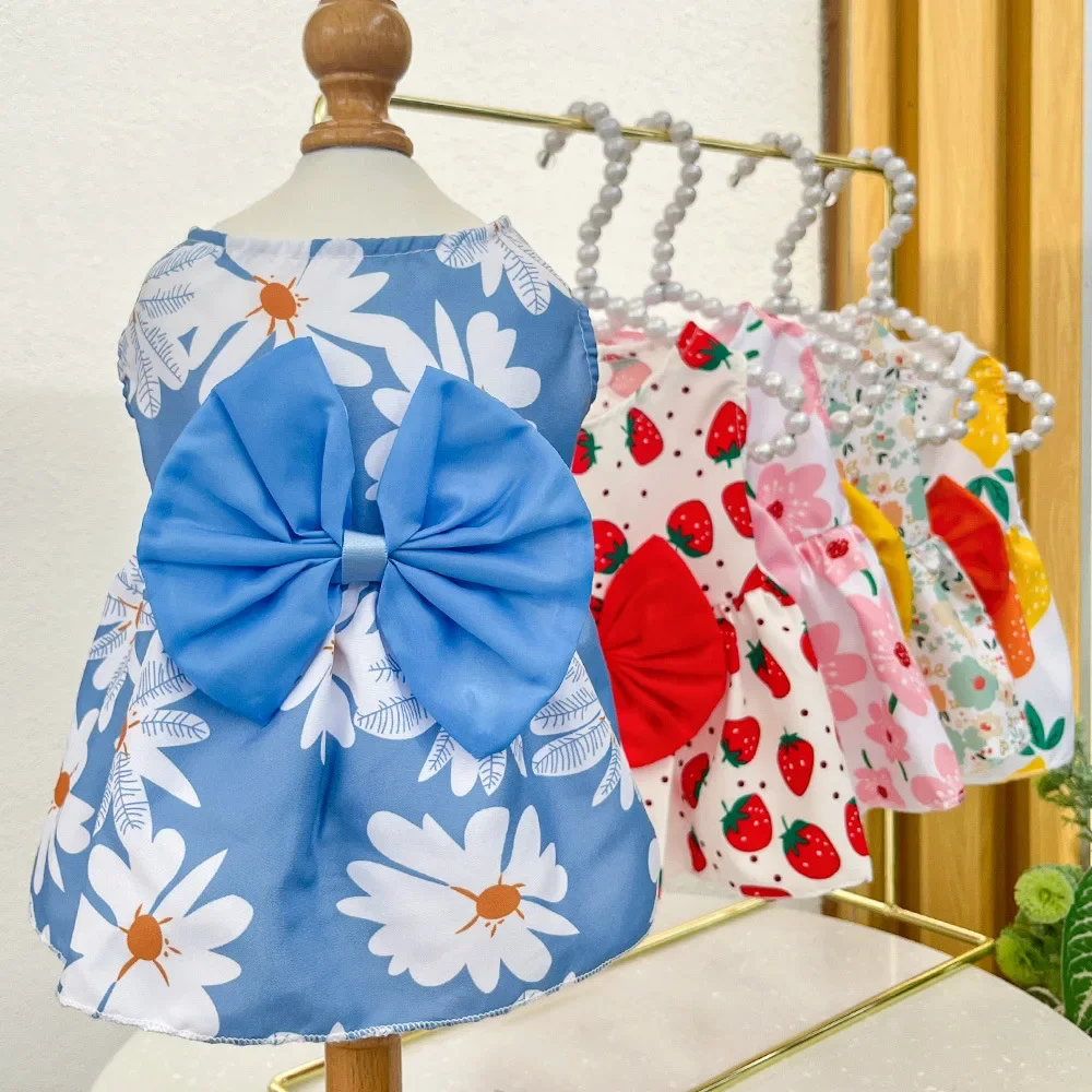 Cute Dog Dress Girl Dog Sleeveless Clothes Flower Printed Pet Apparel Doggies Bowknot Tulle Skirt Cat Clothing Small Puppy Dress
