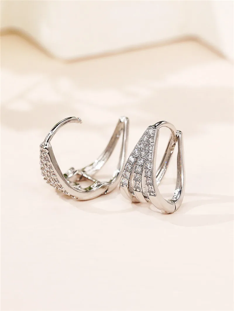 Huitan Colorful CZ Hoop Earrings Women Fashion Ear Hoop Accessories Luxury Bridal Wedding Earrings Statement Jewelry Drop Ship Huitan Colorful CZ Hoop Earrings Women Fashion Ear Hoop Accessories Luxury Bridal Wedding Earrings Statement Jewelry Drop Ship