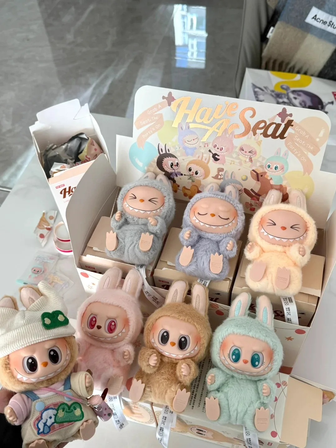 POP MART Original Labubu The Monster V1 V2 Macaroon Have a Seat Blind Box Vinyl Face Genuine Version Labubu Keychain Bag Pendant POP MART Original Labubu The Monster V1 V2 Macaroon Have a Seat Blind Box Vinyl Face Genuine Version Labubu Keychain Bag Pendant