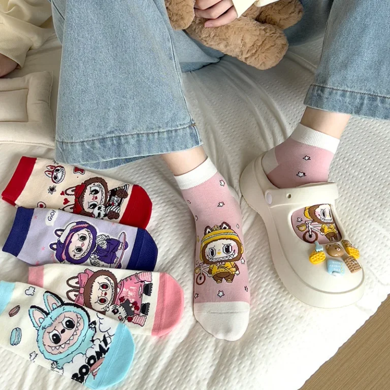 Labubu Hair Clip for Women Anime Cartoon Cute Doll Hair Accessories Girls Fashion Kawaii Hairband Ponytail Clips Friends Gifts