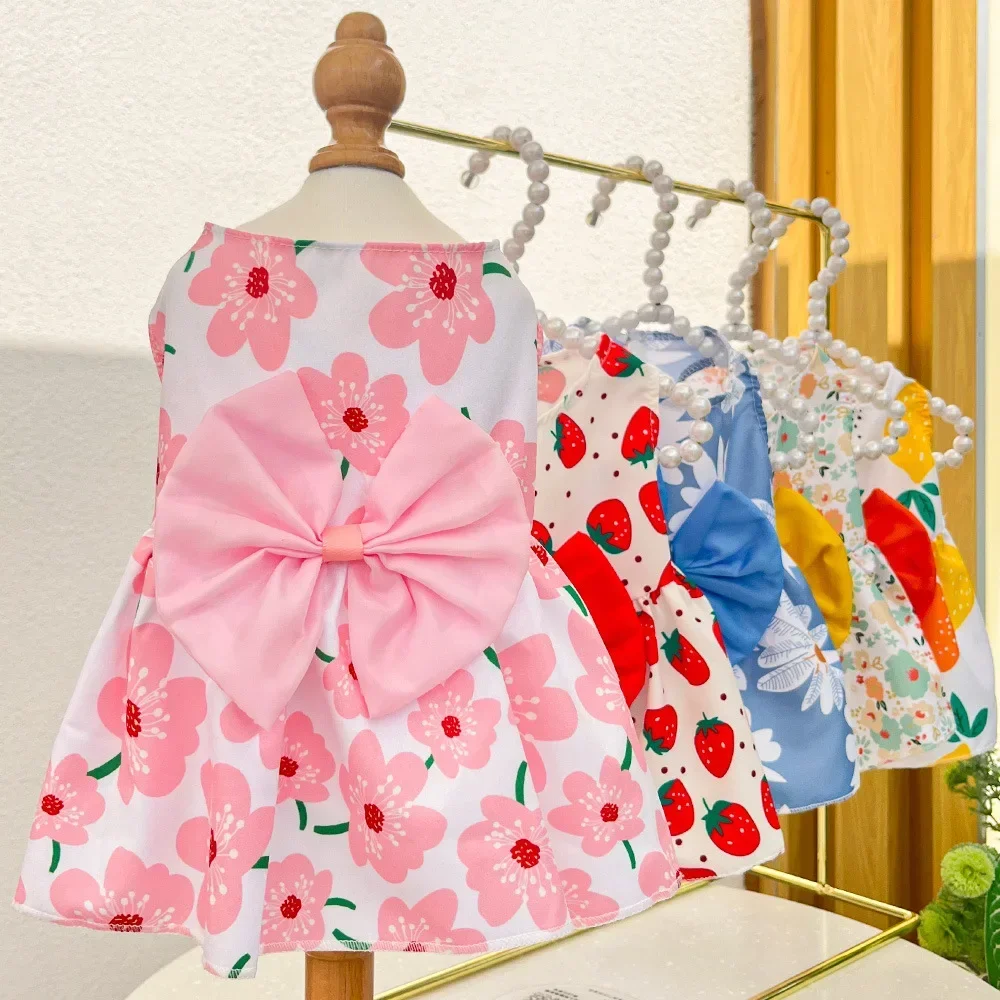 Cute Dog Dress Girl Dog Sleeveless Clothes Flower Printed Pet Apparel Doggies Bowknot Tulle Skirt Cat Clothing Small Puppy Dress Cute Dog Dress Girl Dog Sleeveless Clothes Flower Printed Pet Apparel Doggies Bowknot Tulle Skirt Cat Clothing Small Puppy Dress