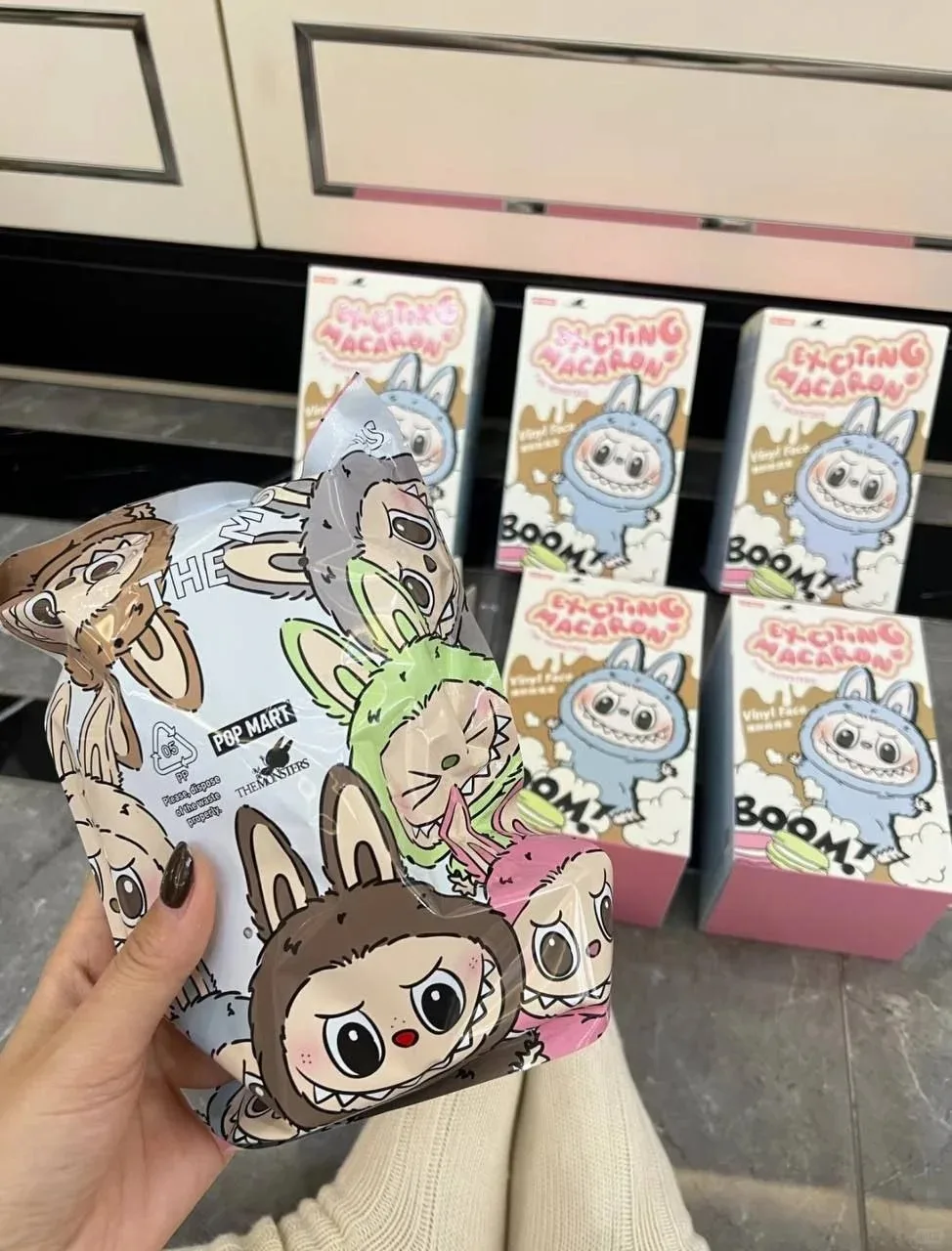 POP MART Original Labubu The Monster V1 V2 Macaroon Have a Seat Blind Box Vinyl Face Genuine Version Labubu Keychain Bag Pendant POP MART Original Labubu The Monster V1 V2 Macaroon Have a Seat Blind Box Vinyl Face Genuine Version Labubu Keychain Bag Pendant