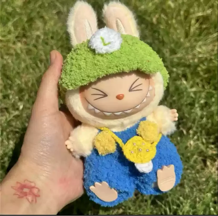 Popmart Labubu 2nd Generation Sitting Party Doll Clothes Handmade Art Weaving Toys Anime Cute Labubu Surrounding Popmart Labubu 2nd Generation Sitting Party Doll Clothes Handmade Art Weaving Toys Anime Cute Labubu Surrounding