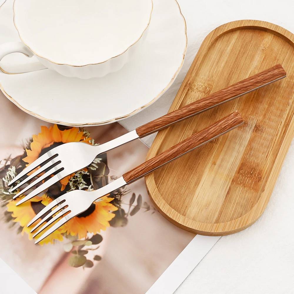 Imitation Wood Handle Cutlery Set Western Stainless Steel Tableware Set 16/24/30Pcs Kitchen Knife Fork Spoon Dinnerware Set Imitation Wood Handle Cutlery Set Western Stainless Steel Tableware Set 16/24/30Pcs Kitchen Knife Fork Spoon Dinnerware Set
