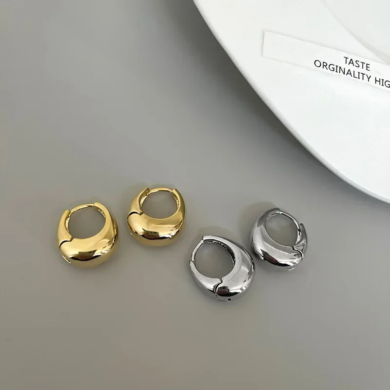 LATS Punk Oval Hoop Earrings Metallic Geometric Ear Buckle Minimalist Style U-shaped Ear Buckle Daily Life Earring Accessories LATS Punk Oval Hoop Earrings Metallic Geometric Ear Buckle Minimalist Style U-shaped Ear Buckle Daily Life Earring Accessories