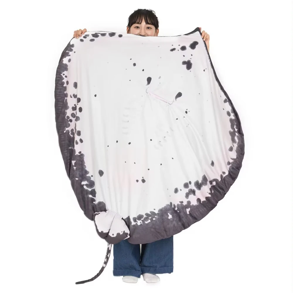 Lifelike Manta Ray Fish Plush Toys Simulation Devil Ray Carpet Pillow Doll Air Conditioner Room Nap Pause Quilt Tatami Cushion Lifelike Manta Ray Fish Plush Toys Simulation Devil Ray Carpet Pillow Doll Air Conditioner Room Nap Pause Quilt Tatami Cushion