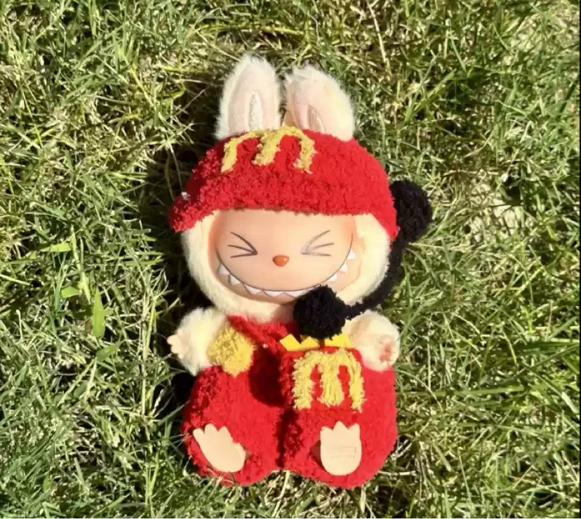Popmart Labubu 2nd Generation Sitting Party Doll Clothes Handmade Art Weaving Toys Anime Cute Labubu Surrounding Popmart Labubu 2nd Generation Sitting Party Doll Clothes Handmade Art Weaving Toys Anime Cute Labubu Surrounding