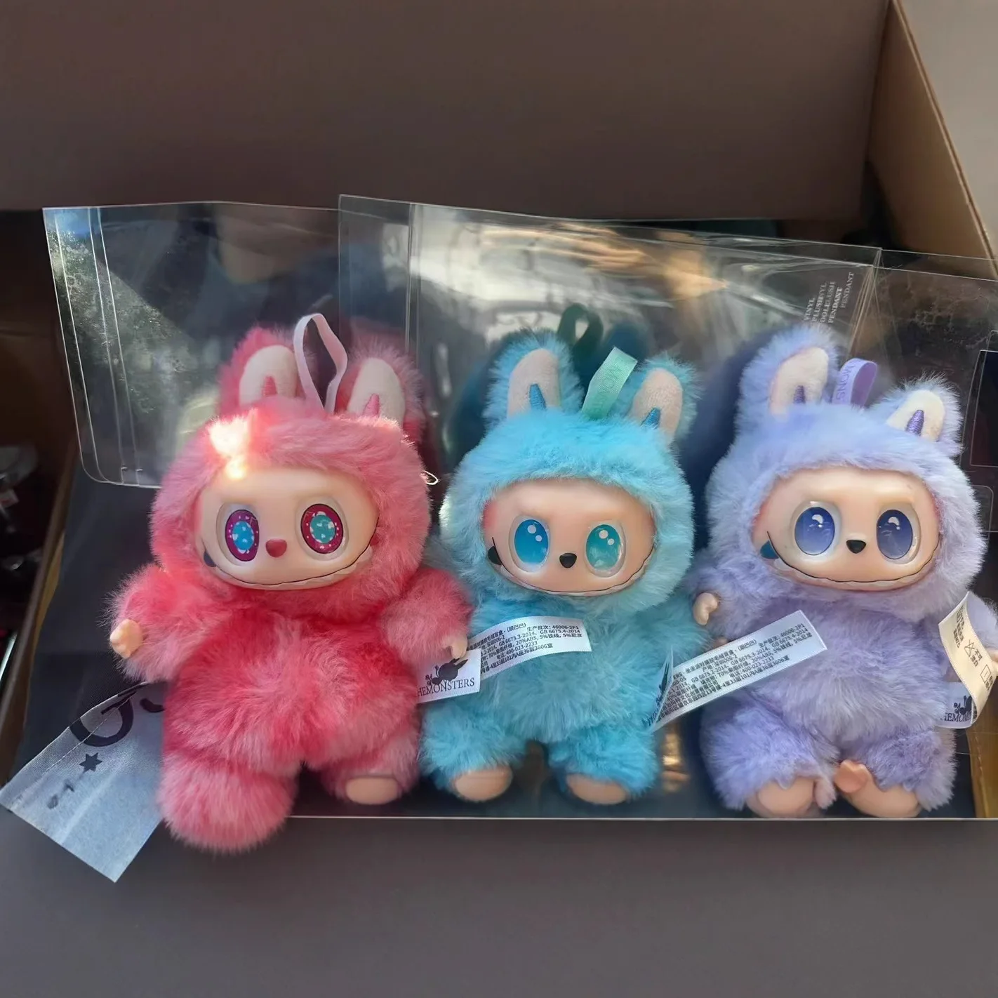 Labubu The Monsters V3 Series Blind Teddy Box, Vinyl Base Toy, Animated Characters, Mysterious Surprise Box, Keychain, Children'
