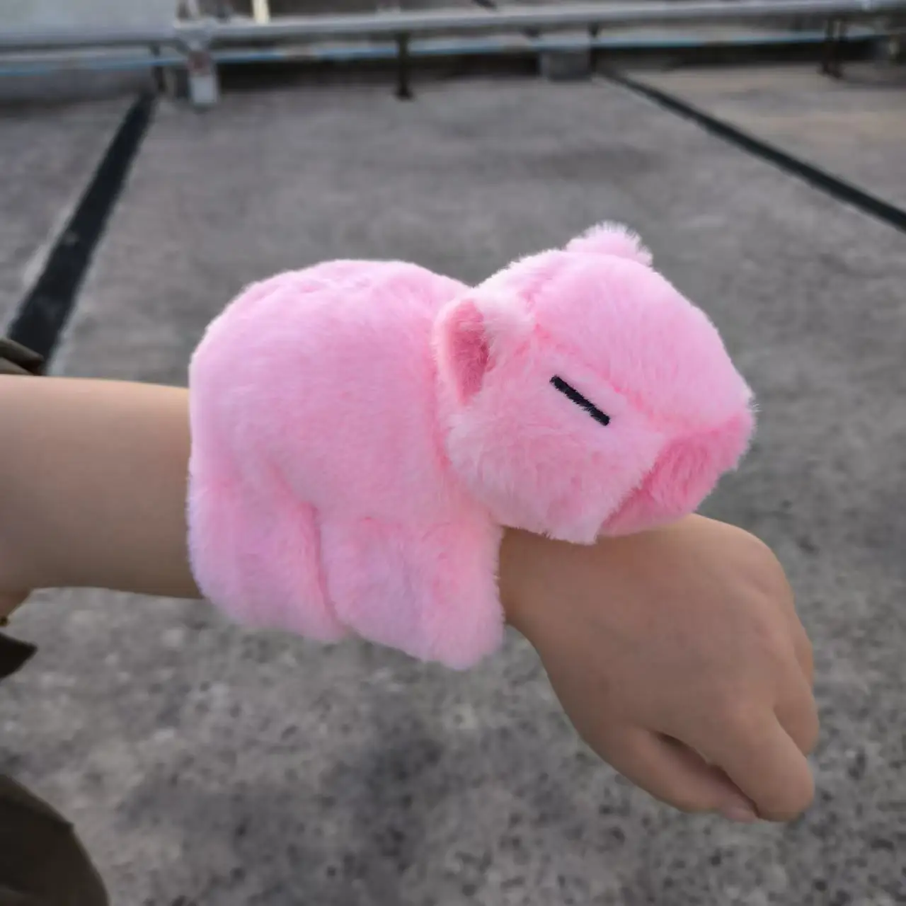 New Kapibala Plush Toy with Tail Simulation Dolphin Plush Bracelet, Animal Backpack Bracelet Gift for Children and Friends New Kapibala Plush Toy with Tail Simulation Dolphin Plush Bracelet, Animal Backpack Bracelet Gift for Children and Friends