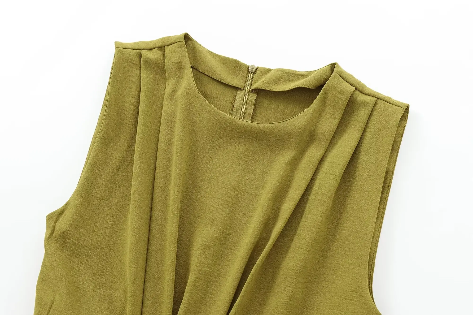 2024 Women's Autumn and Winter New Arrivals Fashion Temperament Open Design Buckle Decoration Sleeveless Long Dress 2024 Women's Autumn and Winter New Arrivals Fashion Temperament Open Design Buckle Decoration Sleeveless Long Dress