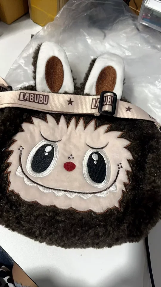Pop Labubu Mart Urban Amusement Park Limited Edition Cartoon Cute Animals Plush Fur Large Capacity Crossbody Bag Female Bag Pop Labubu Mart Urban Amusement Park Limited Edition Cartoon Cute Animals Plush Fur Large Capacity Crossbody Bag Female Bag