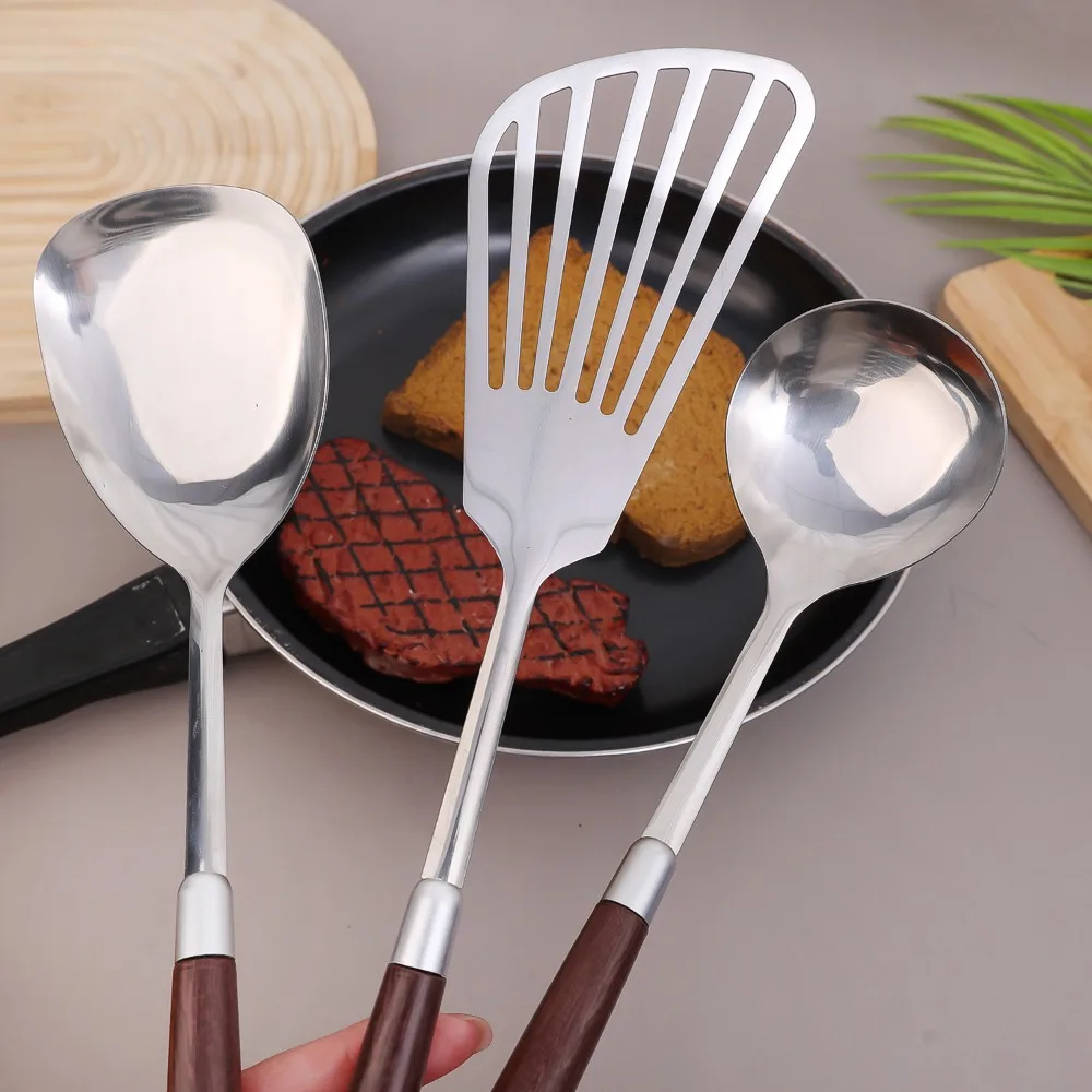 Stainless Steel Wood Handle Shovel Fried Fish Spatulas Steak Shovel Household Spoon Anti-hot Soup Spoon Kitchen Cooking Utensils Stainless Steel Wood Handle Shovel Fried Fish Spatulas Steak Shovel Household Spoon Anti-hot Soup Spoon Kitchen Cooking Utensils
