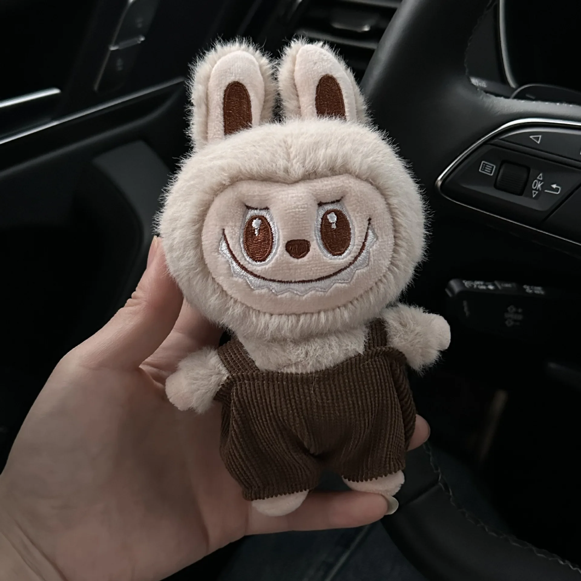 LABUBU New Monster Plush Key Chain Bag Decoration Accessories Plush Doll Bag Pendant Decoration Keychain Women Girls Gifts LABUBU New Monster Plush Key Chain Bag Decoration Accessories Plush Doll Bag Pendant Decoration Keychain Women Girls Gifts