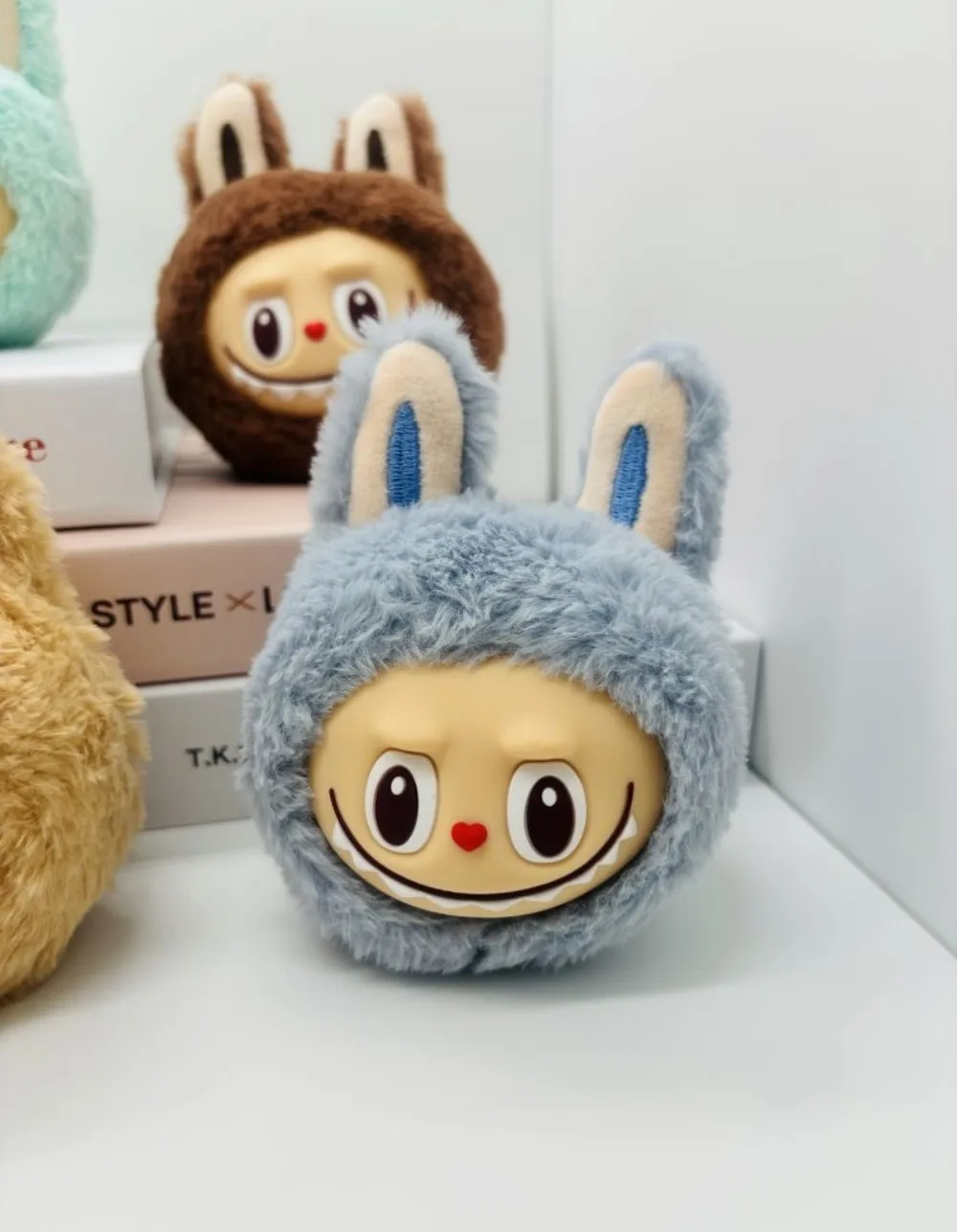 Labubu The Monsters Blind Box Toys Cardiac Macarone Mysterious Surprise Blind Bag Keychain Anime Figure Model Toy Christmas Gift