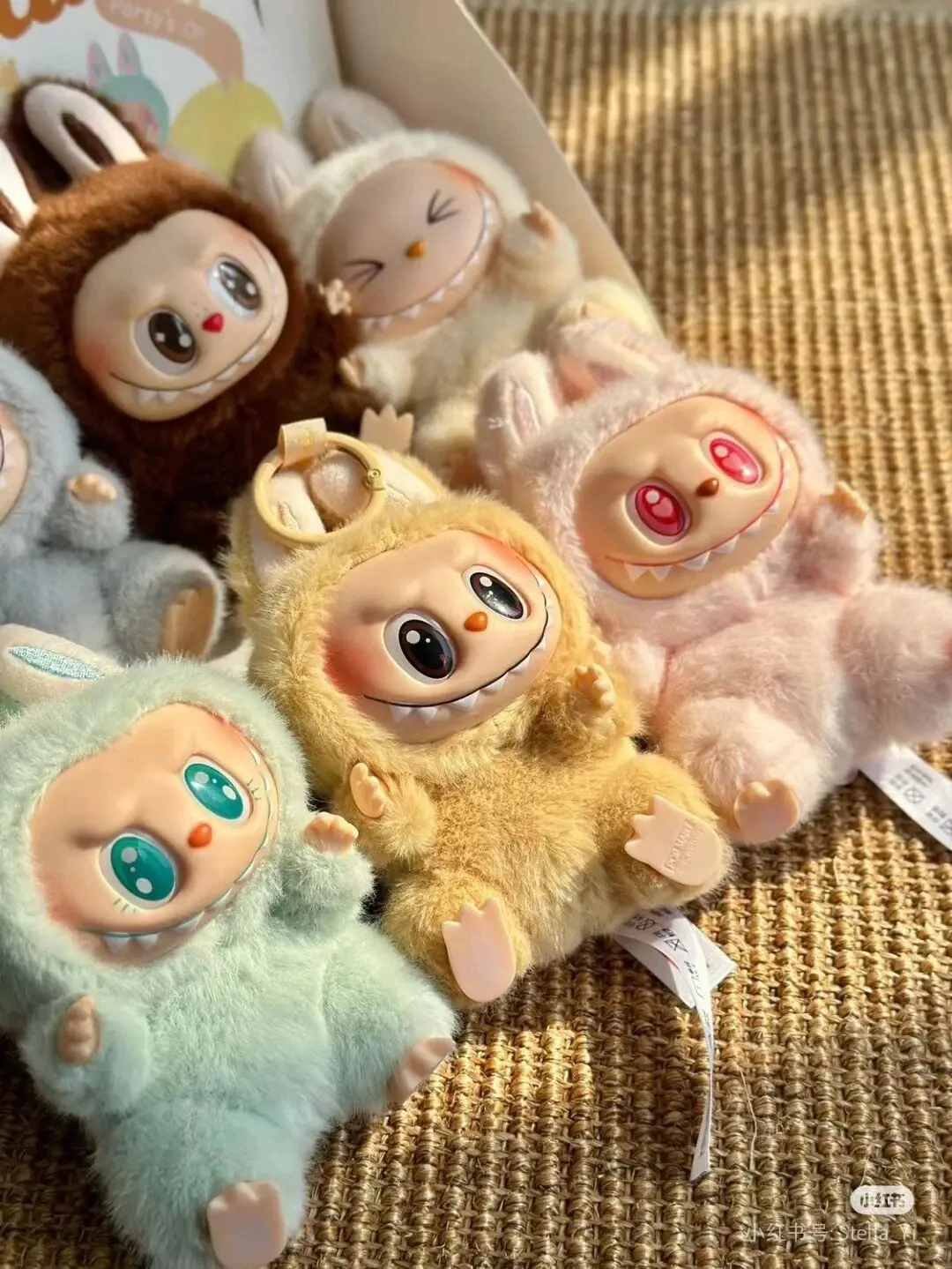 Labubu Original Macaron Vinyl Face Doll Backpack Pendant Surprise Girl Mystery Blind Box Toy Decoration Labubu Original Macaron Vinyl Face Doll Backpack Pendant Surprise Girl Mystery Blind Box Toy Decoration