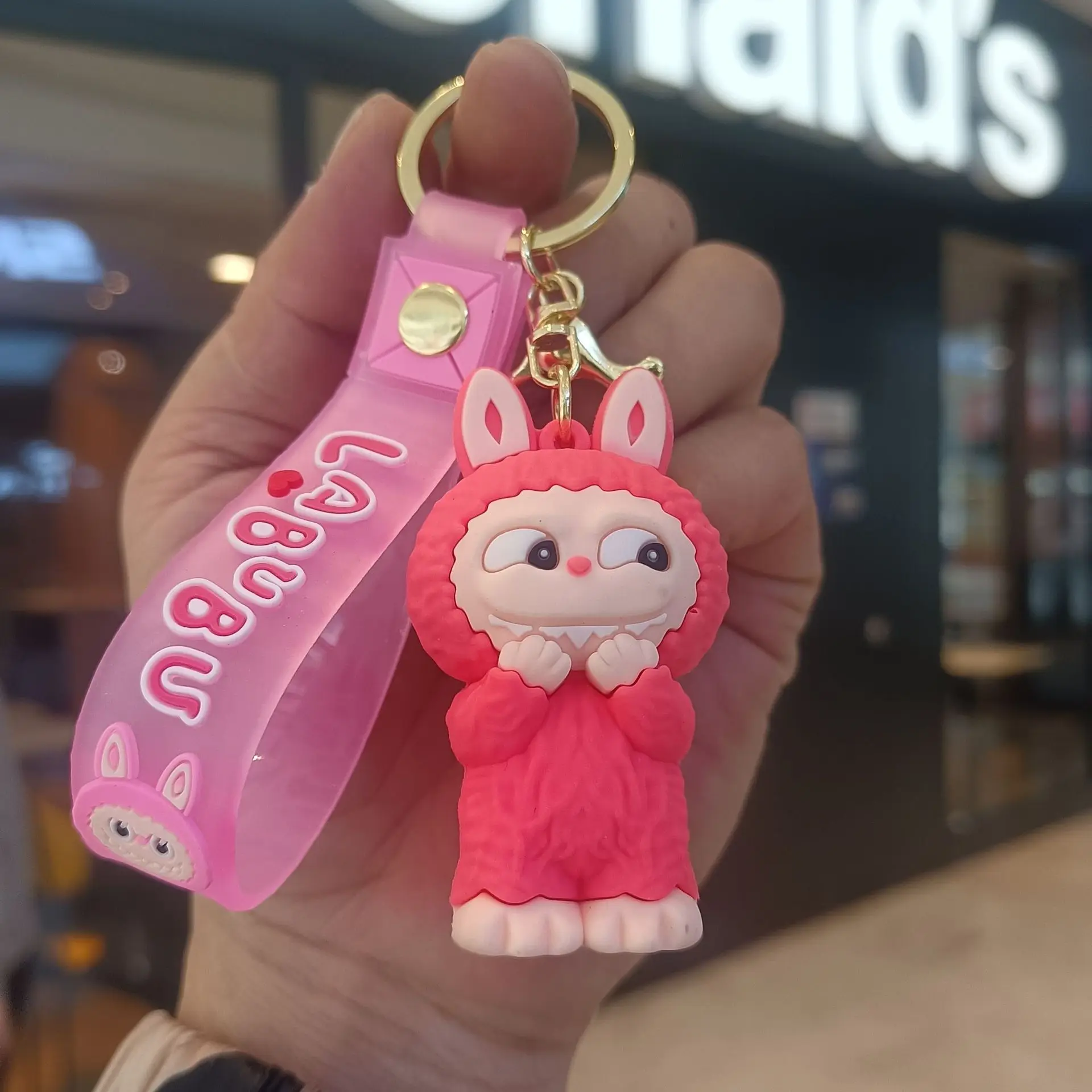 Cute Keychains Women for Bag Charm Anime Sheep Labubu Keychain Llaveros Doll Keyring Car Key Chain Accessories